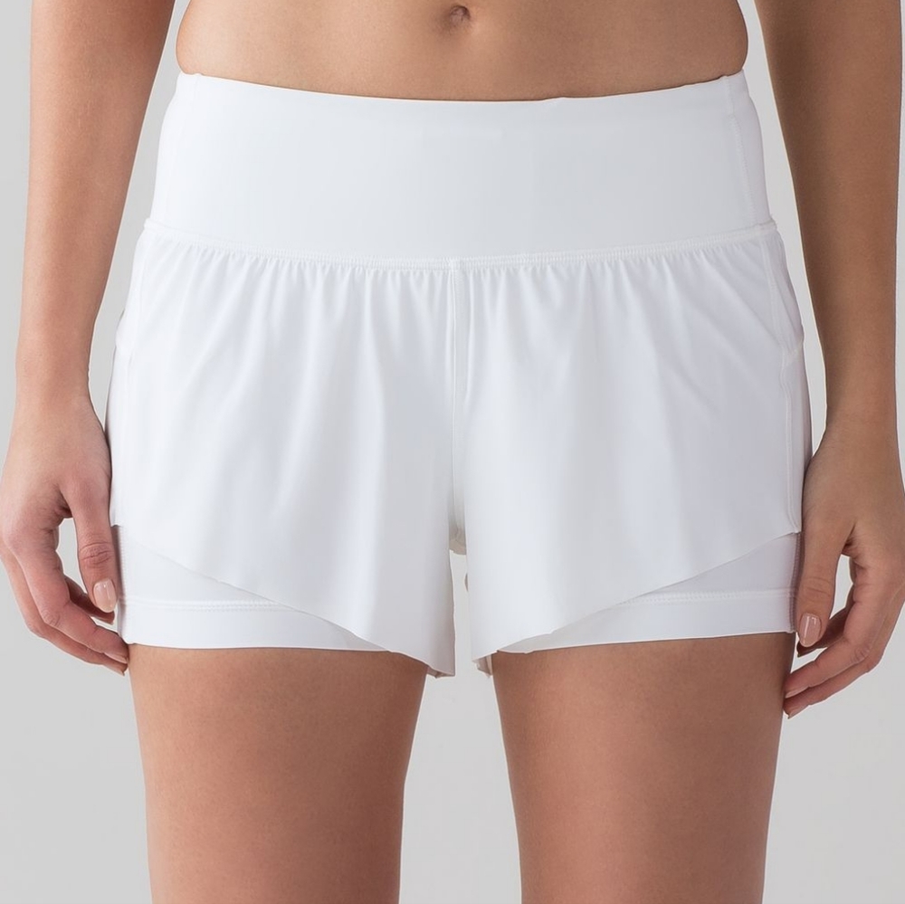 Lululemon white Squad Goals shorts, size 4
